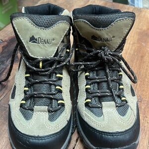 Boots Size 5 Boys Denali hiking